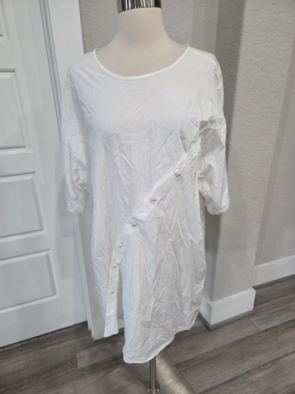 ZARA Women's White Lightweight Mini Dress With Pearl Buttons Size Large NWT